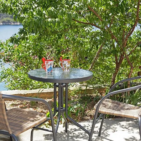 Appartement By The Sea Karbuni, Korcula - 18137